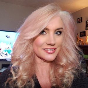 Meet your Posher, Traci